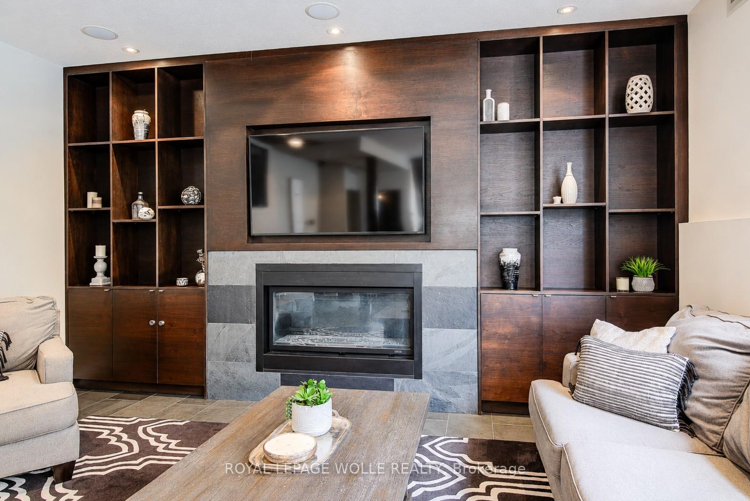 Photo 28 of 561 Chancery Lane, Waterloo, Columbia Forest — HOMEH