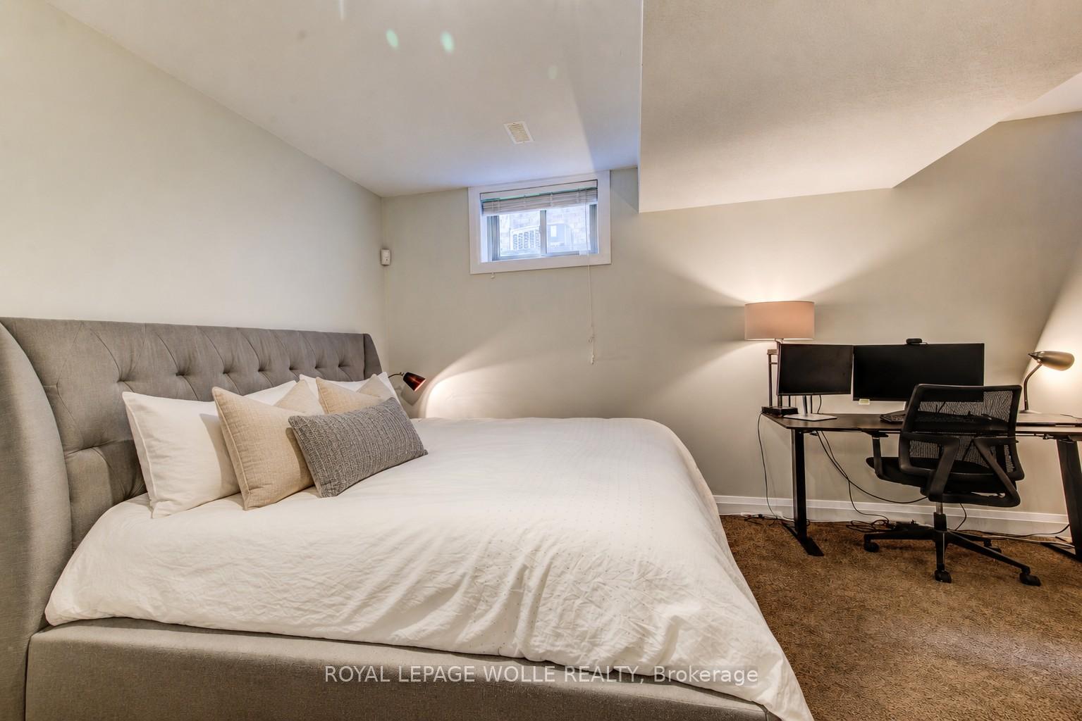 Photo 35 of 561 Chancery Lane, Waterloo, Columbia Forest — HOMEH