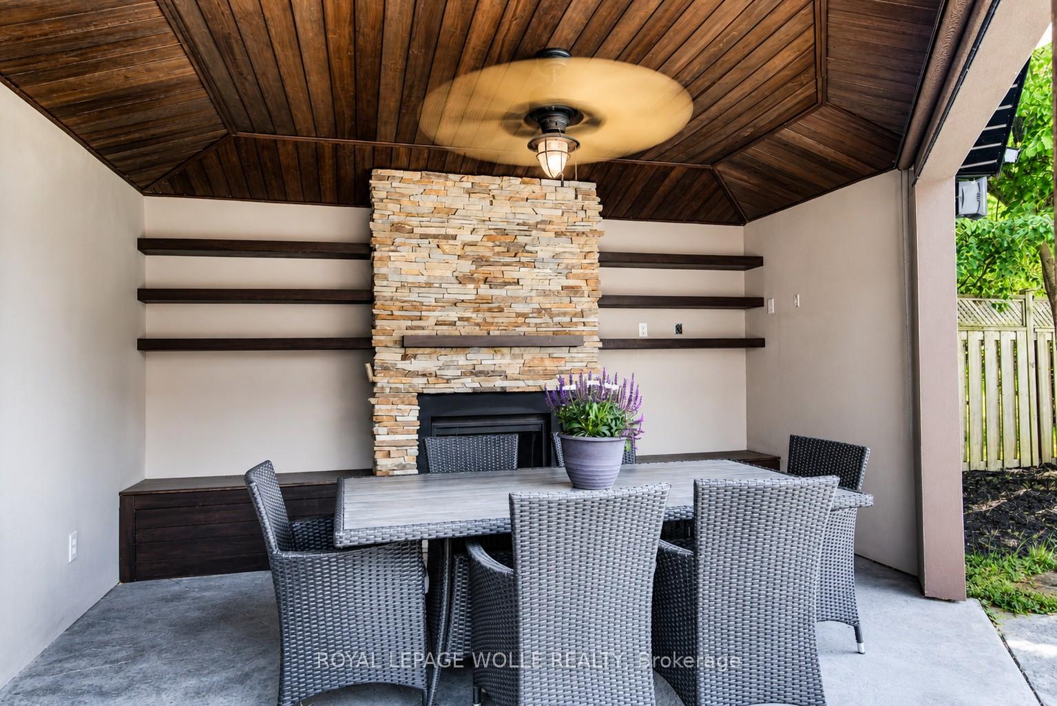 Photo 41 of 561 Chancery Lane, Waterloo, Columbia Forest — HOMEH
