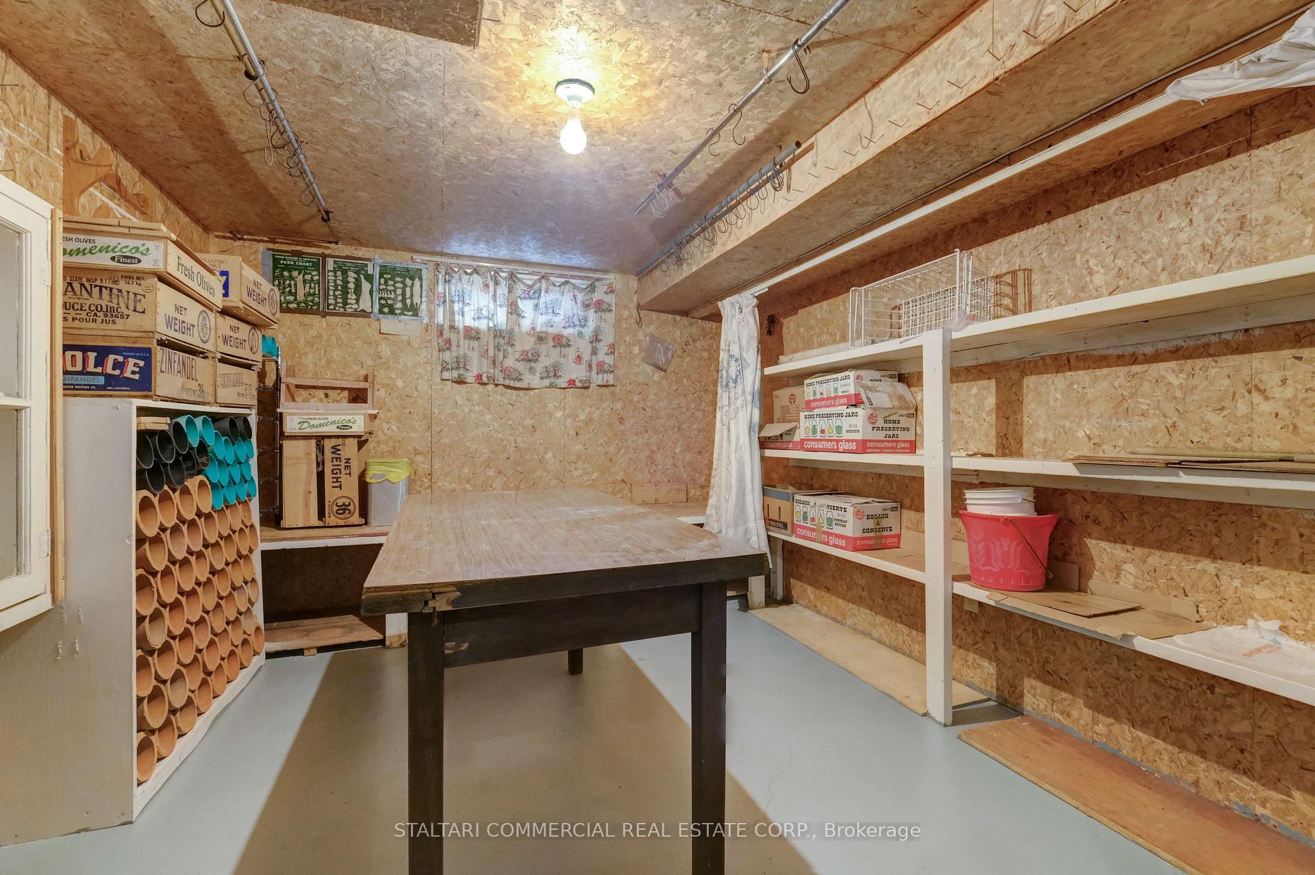 Photo 18 of 1156 Deer Park Road W, Ottawa, City View/Skyline/Fisher Heights/Parkwood Hills — HOMEH