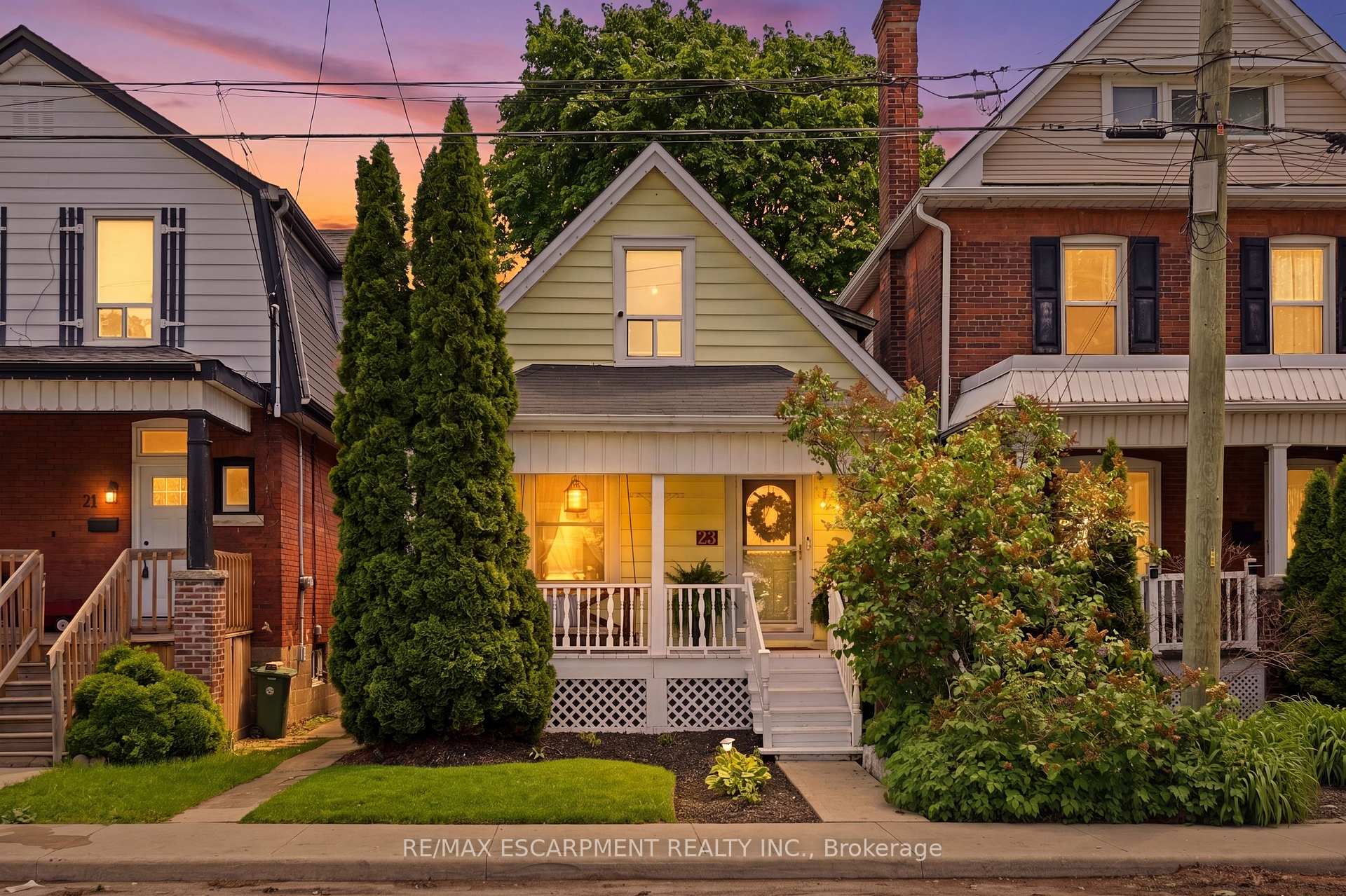 Front of 23 East 21st Street