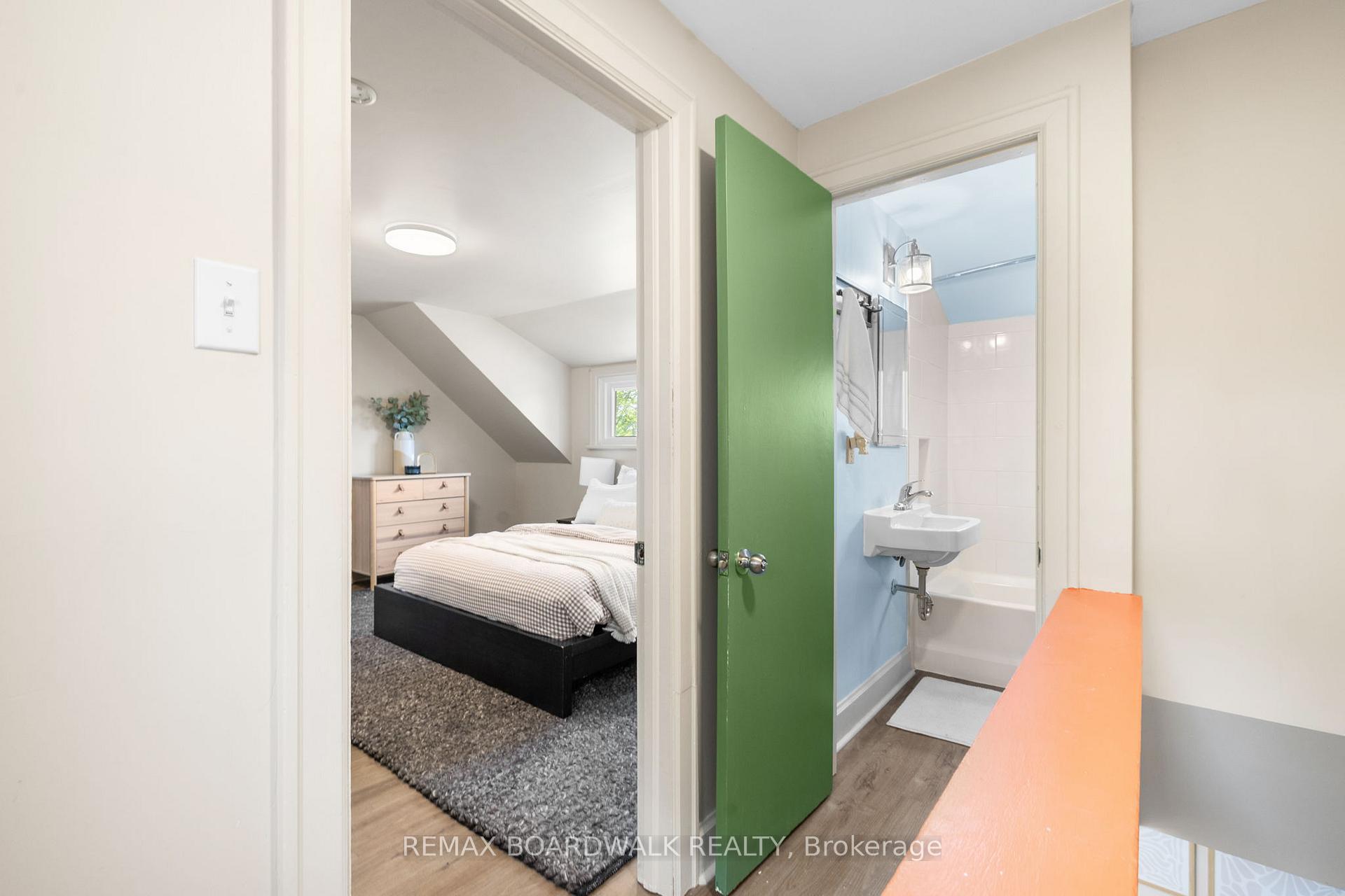 Photo 27 of 8 Grant Street, Perth, Perth — HOMEH