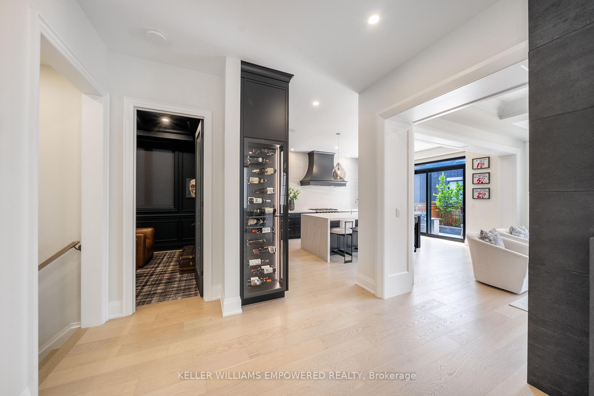 Photo 7 of 6 Joelco Drive, Markham, Middlefield — HOMEH