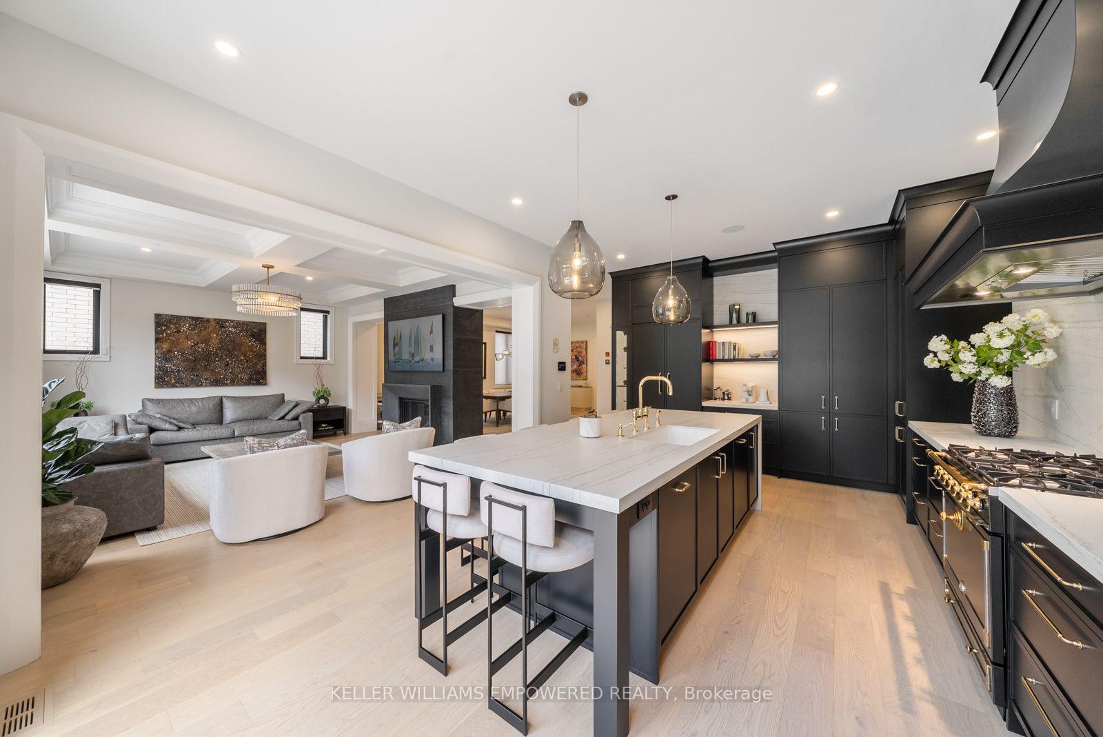 Photo 11 of 6 Joelco Drive, Markham, Middlefield — HOMEH