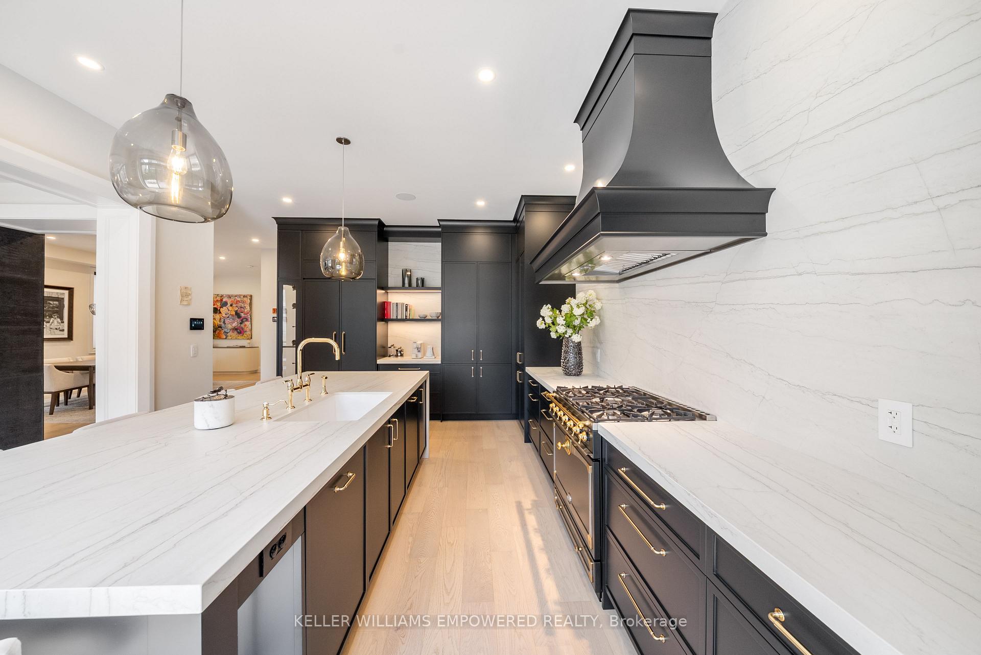 Photo 12 of 6 Joelco Drive, Markham, Middlefield — HOMEH