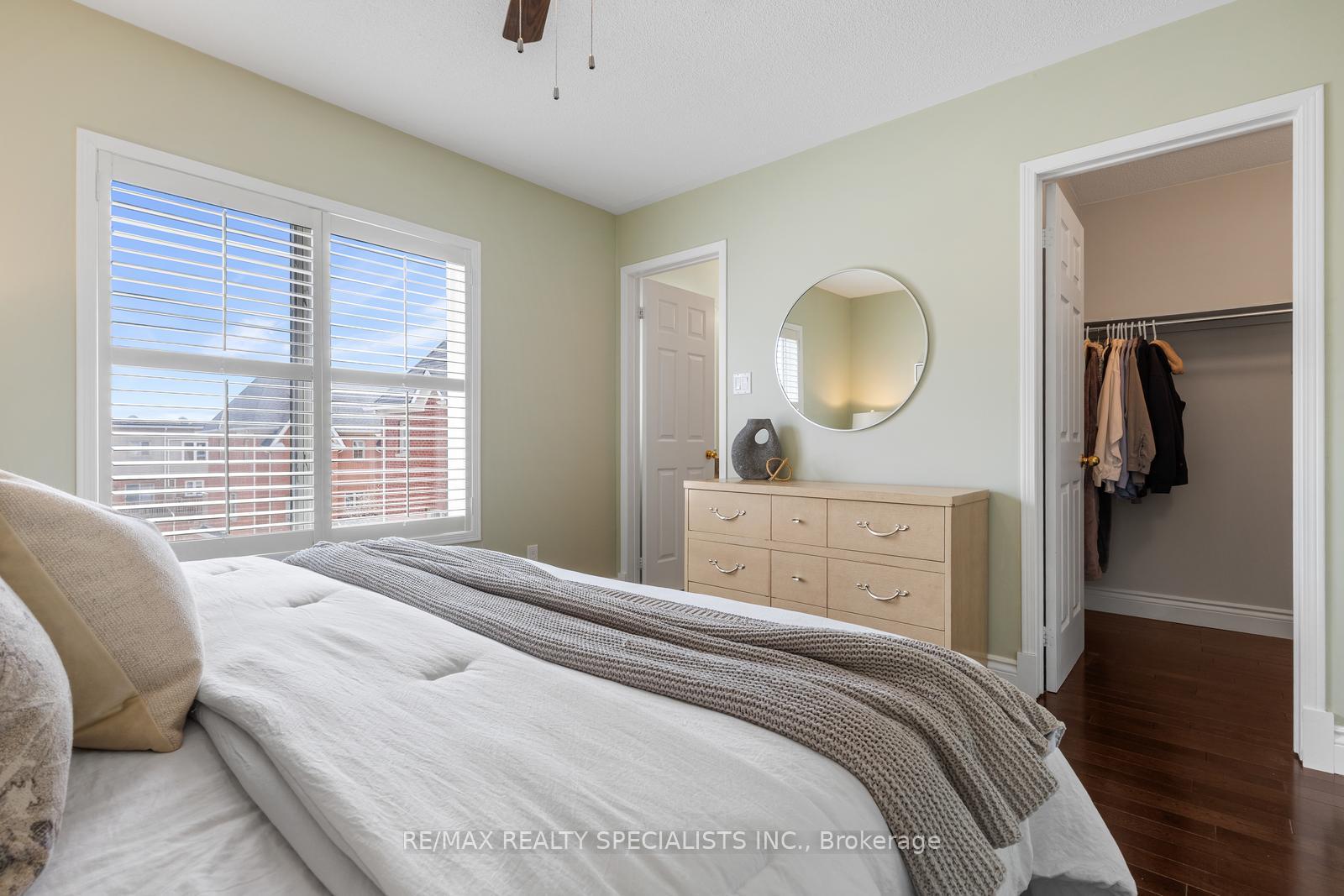 Photo 18 of Unit 8, 201 Tenth Street, Etobicoke, New Toronto — HOMEH