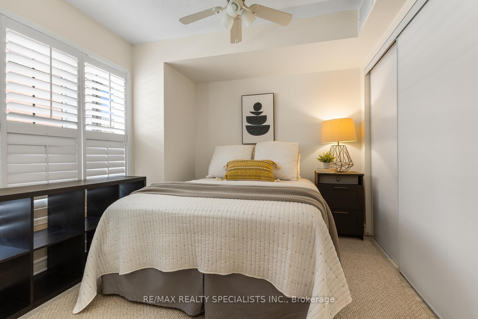 Photo 26 of Unit 8, 201 Tenth Street, Etobicoke, New Toronto — HOMEH