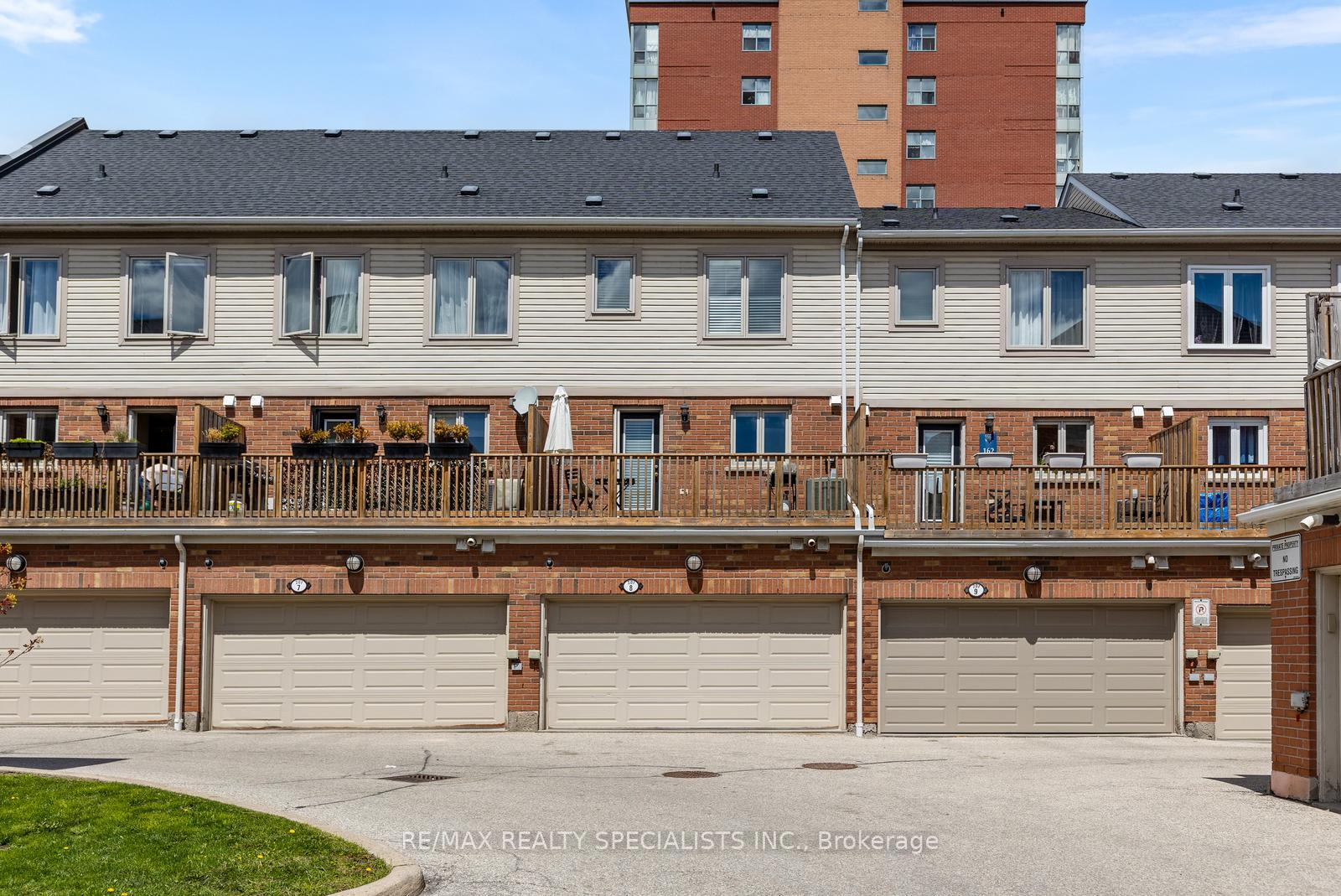 Photo 29 of Unit 8, 201 Tenth Street, Etobicoke, New Toronto — HOMEH