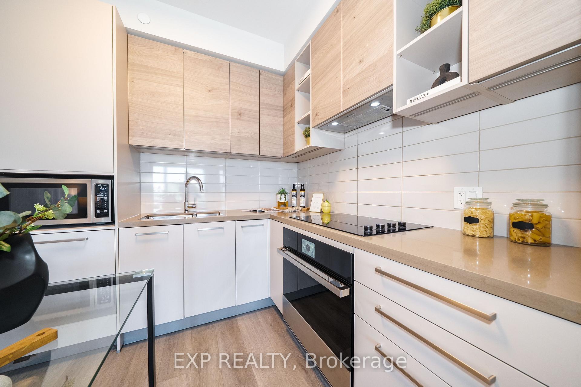 Photo 3 of Unit 612, 38 Gandhi Lane, Markham, Commerce Valley — HOMEH
