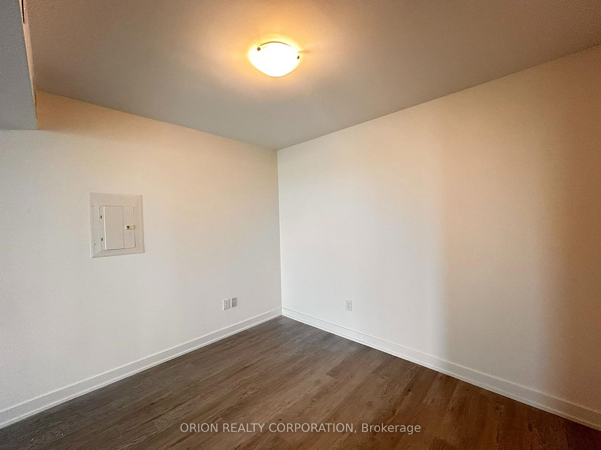 Photo 9 of Unit 1007, 1010 Sandy Beach Road, Pickering, Bay Ridges — HOMEH