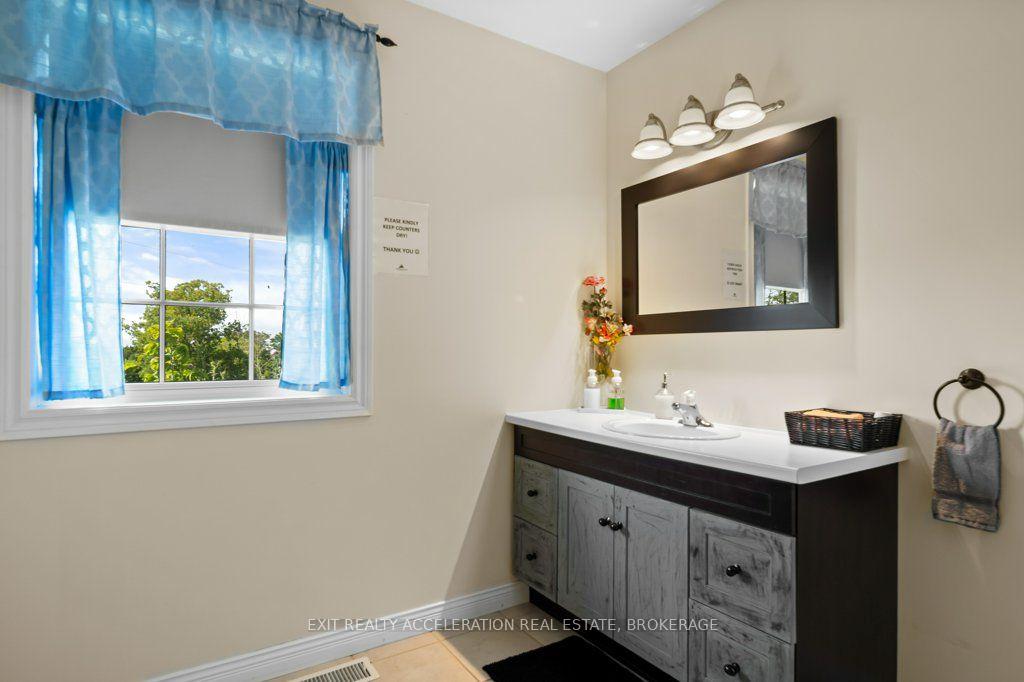 Photo 25 of 4463 Blessington Road, Tyendinaga, Tyendinaga Township — HOMEH