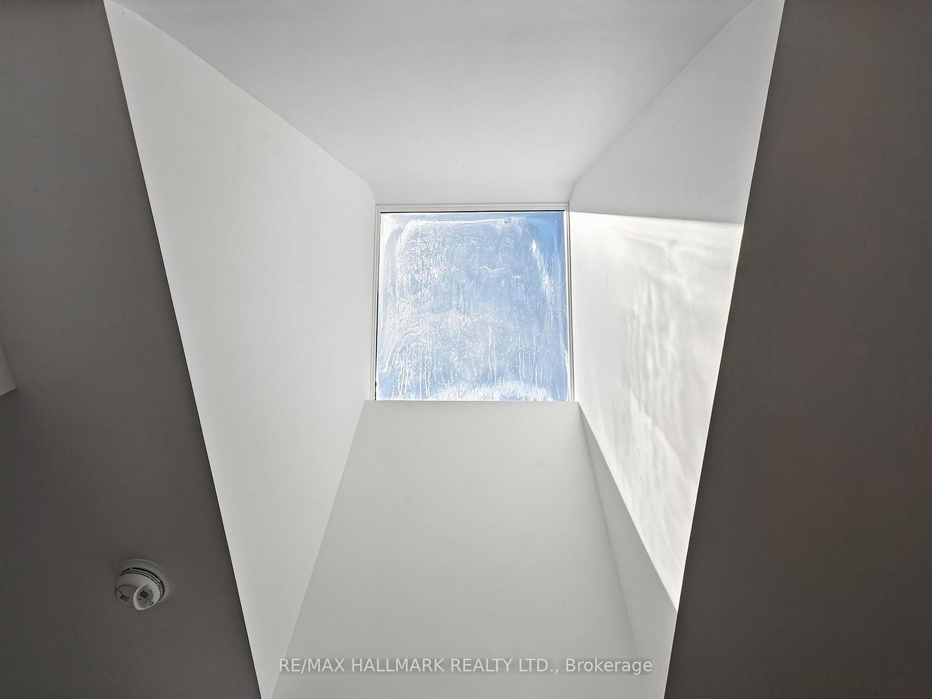 Photo 19 of 63 St Clements Avenue, Toronto, Yonge-Eglinton — HOMEH