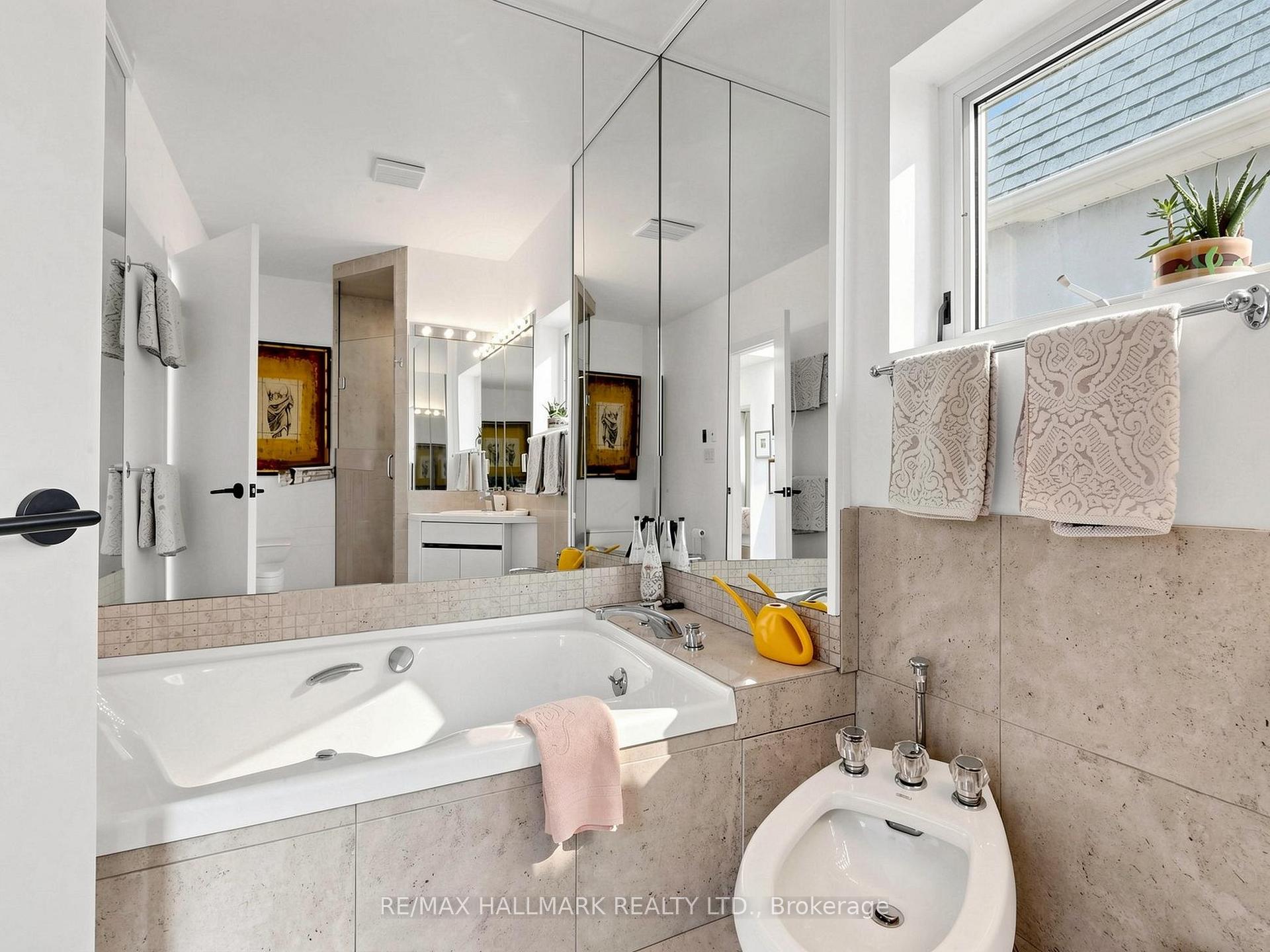 Photo 37 of 63 St Clements Avenue, Toronto, Yonge-Eglinton — HOMEH