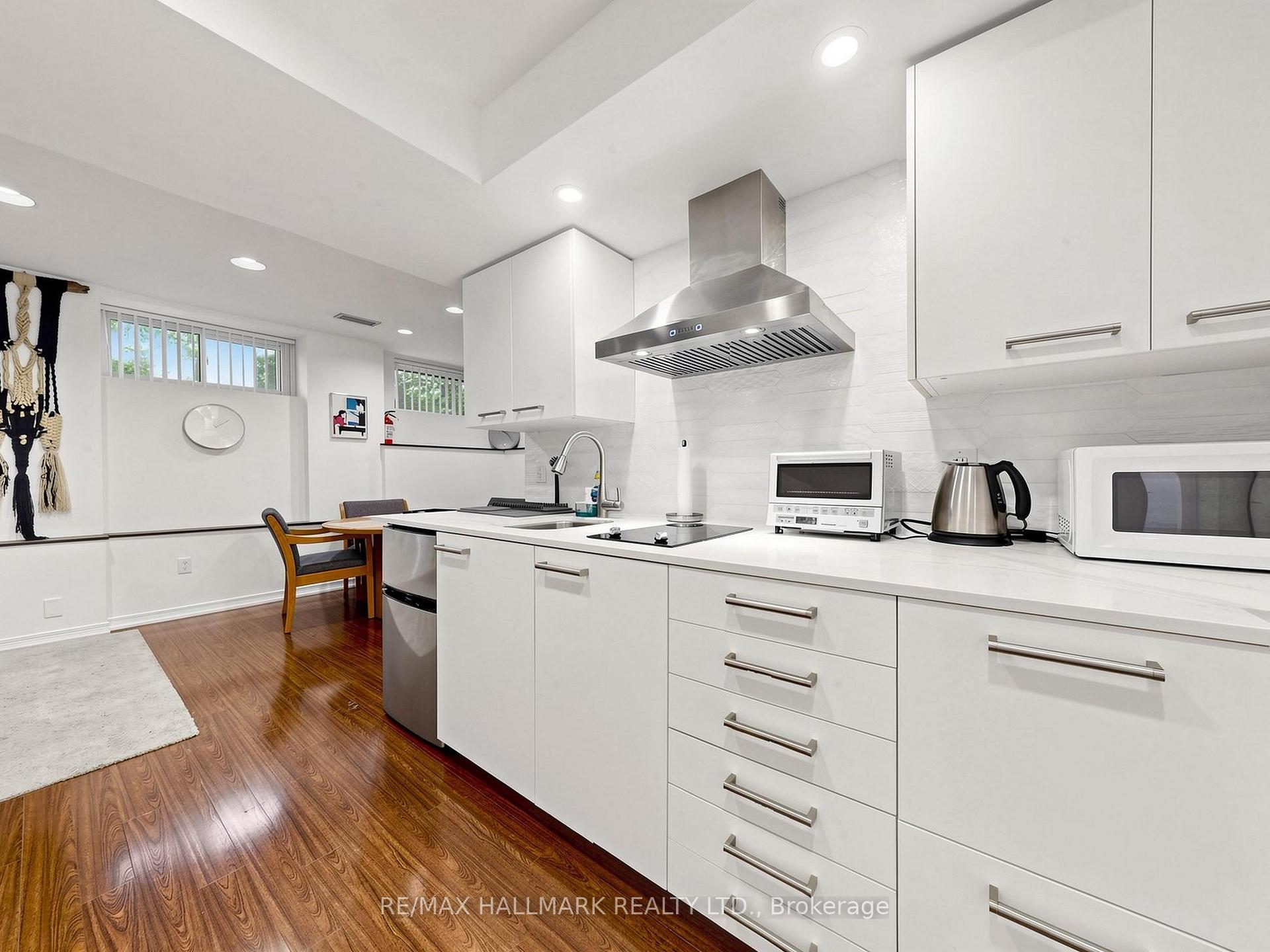 Photo 39 of 63 St Clements Avenue, Toronto, Yonge-Eglinton — HOMEH