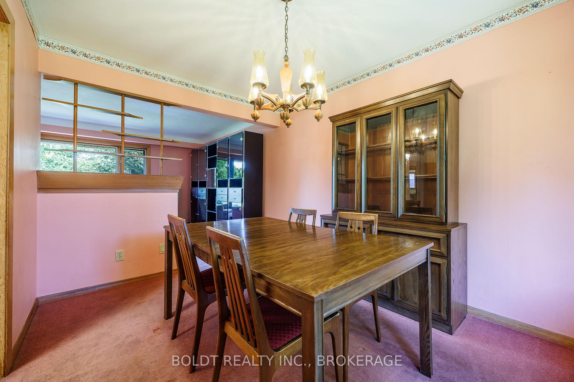Photo 11 of 620 Scott Street, St. Catharines, Carlton/Bunting — HOMEH