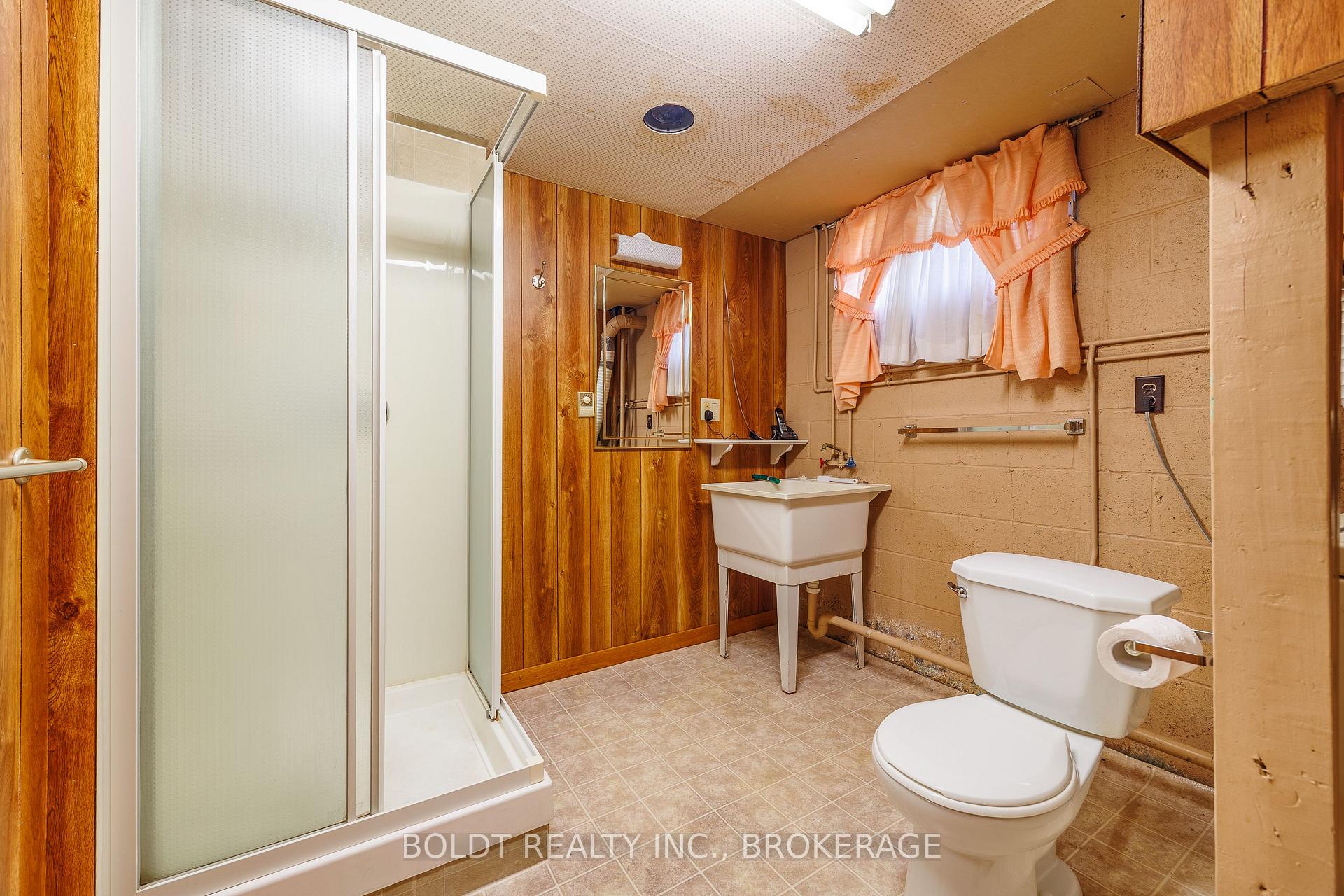 Photo 27 of 620 Scott Street, St. Catharines, Carlton/Bunting — HOMEH