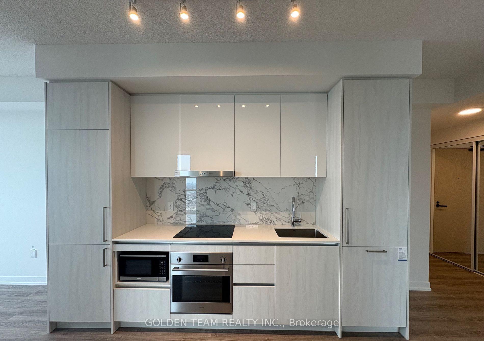 Photo 3 of Unit 5003, 195 Commerce Street, Vaughan, Vaughan Corporate Centre — HOMEH