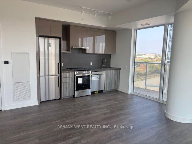 Photo 5 of Unit 804, 10 Flavelle Trail, Vaughan, Steeles West Industrial — HOMEH