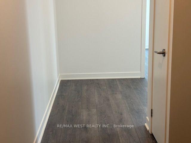 Photo 8 of Unit 804, 10 Flavelle Trail, Vaughan, Steeles West Industrial — HOMEH