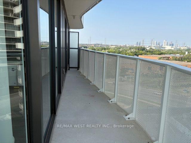 Photo 12 of Unit 804, 10 Flavelle Trail, Vaughan, Steeles West Industrial — HOMEH