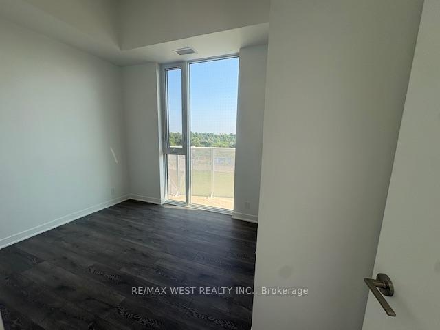 Photo 11 of Unit 407, 10 Flavelle Trail, Vaughan, Steeles West Industrial — HOMEH