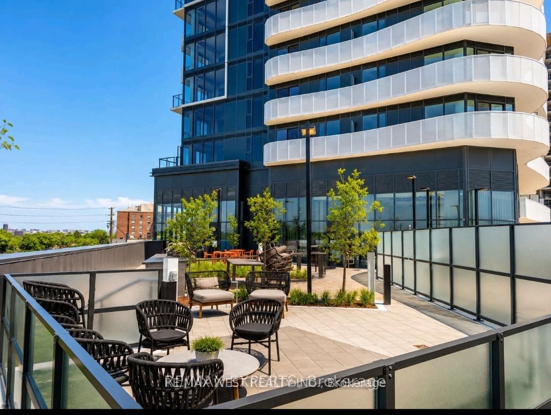 Photo 21 of Unit 407, 10 Flavelle Trail, Vaughan, Steeles West Industrial — HOMEH