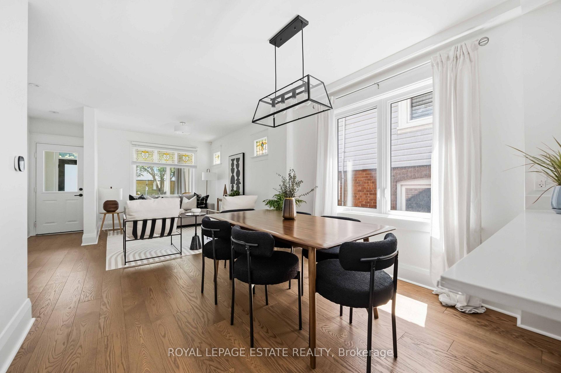 Photo 7 of 6 Firstbrooke Road, Toronto, East End-Danforth — HOMEH