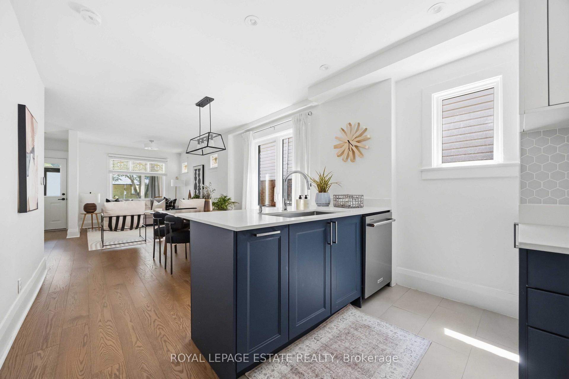 Photo 9 of 6 Firstbrooke Road, Toronto, East End-Danforth — HOMEH