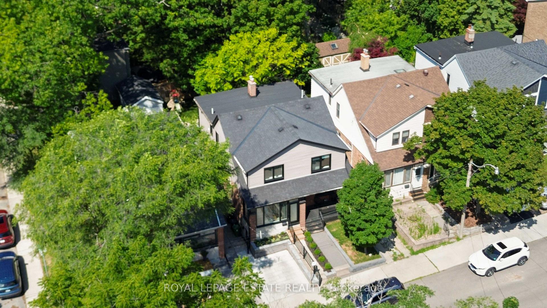 Photo 45 of 6 Firstbrooke Road, Toronto, East End-Danforth — HOMEH