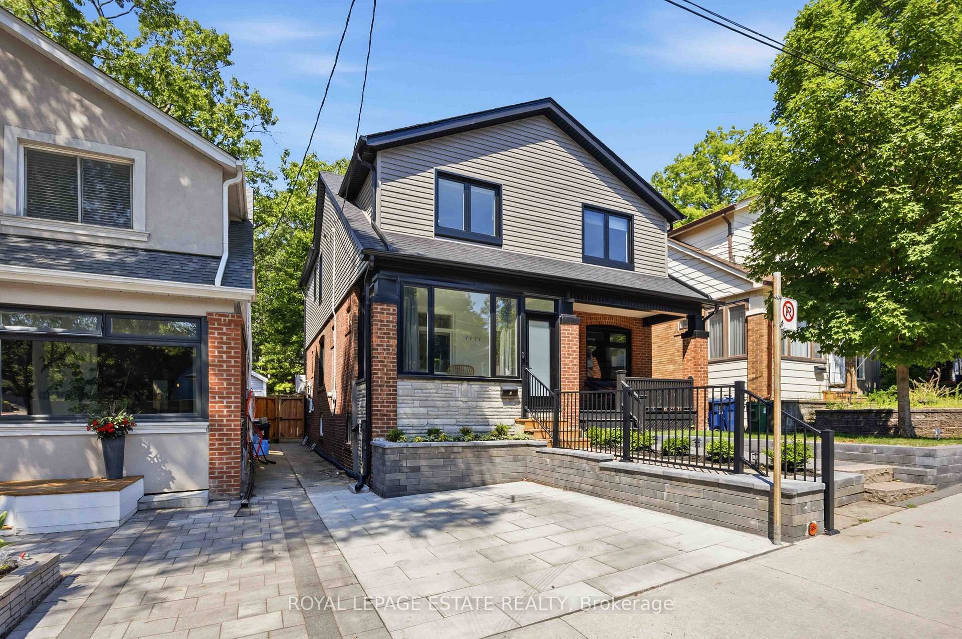 Photo 3 of 6 Firstbrooke Road, Toronto, East End-Danforth — HOMEH