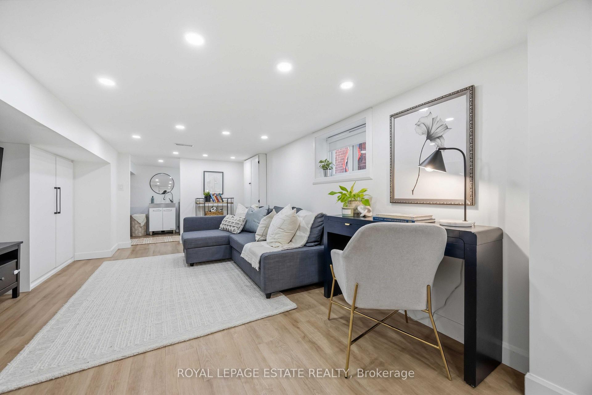 Photo 26 of 6 Firstbrooke Road, Toronto, East End-Danforth — HOMEH