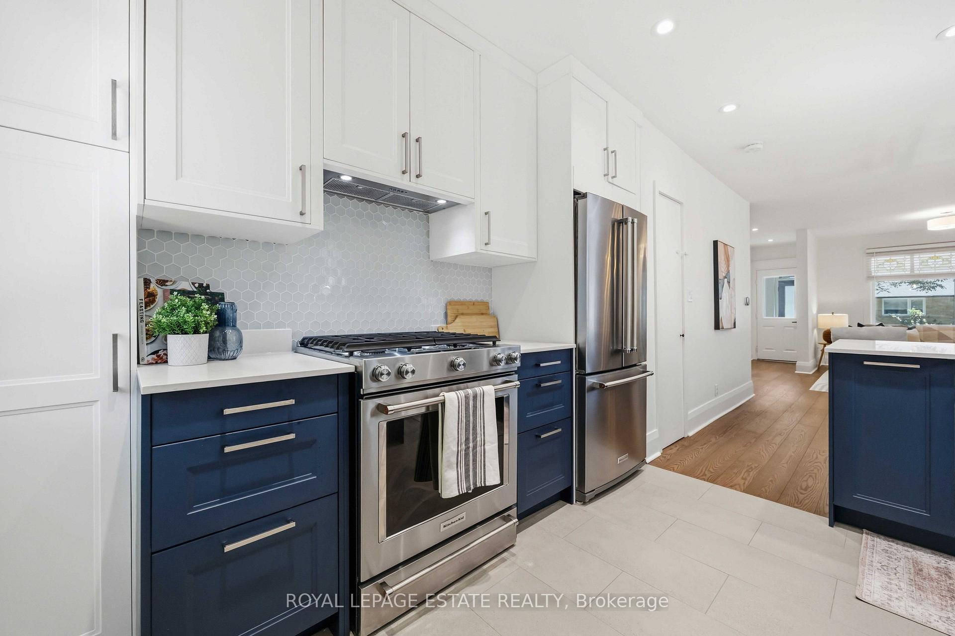 Photo 13 of 6 Firstbrooke Road, Toronto, East End-Danforth — HOMEH