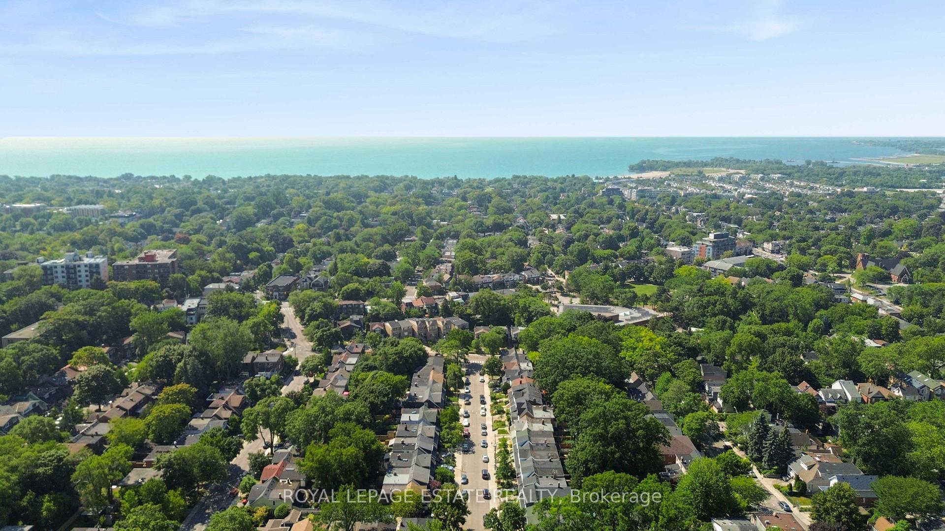 Photo 43 of 6 Firstbrooke Road, Toronto, East End-Danforth — HOMEH