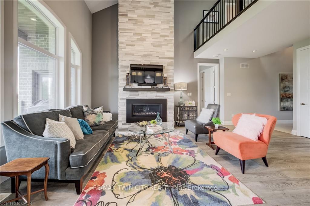 Photo 8 of 248 Evens Pond Crescent, Kitchener, Doon South — HOMEH