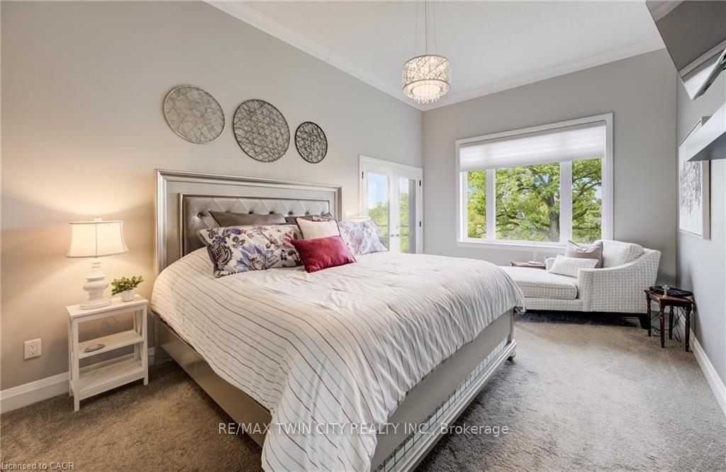 Photo 24 of 248 Evens Pond Crescent, Kitchener, Doon South — HOMEH