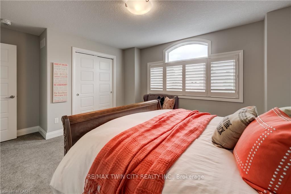 Photo 34 of 248 Evens Pond Crescent, Kitchener, Doon South — HOMEH