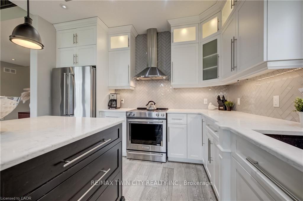 Photo 17 of 248 Evens Pond Crescent, Kitchener, Doon South — HOMEH