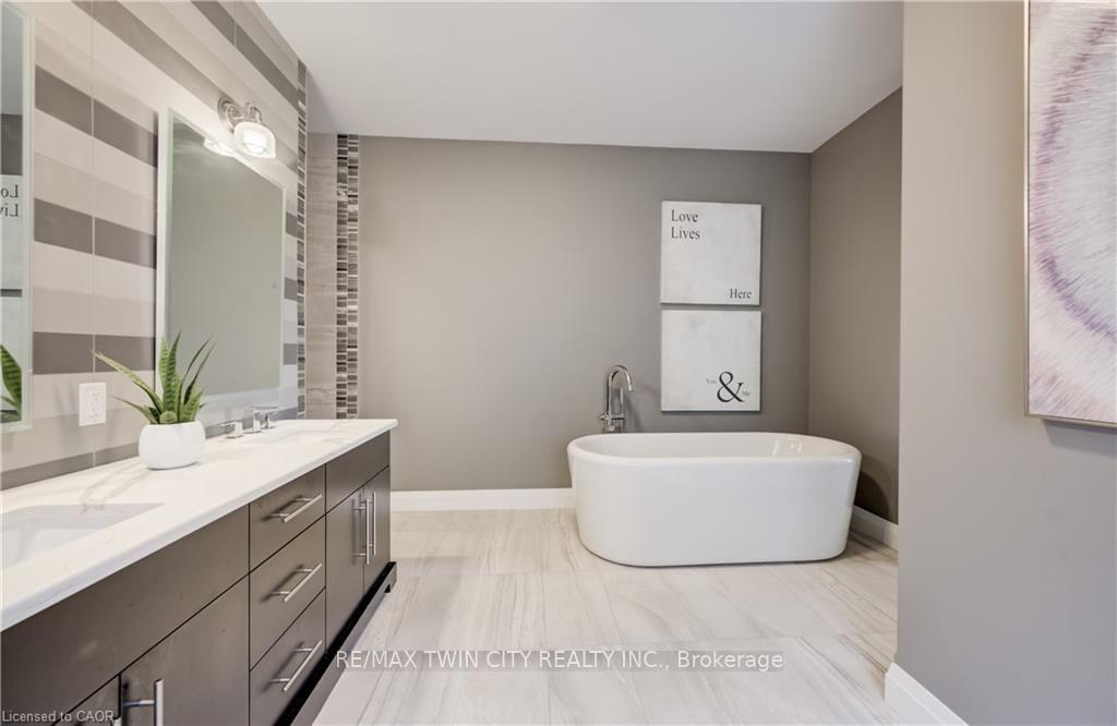 Photo 27 of 248 Evens Pond Crescent, Kitchener, Doon South — HOMEH