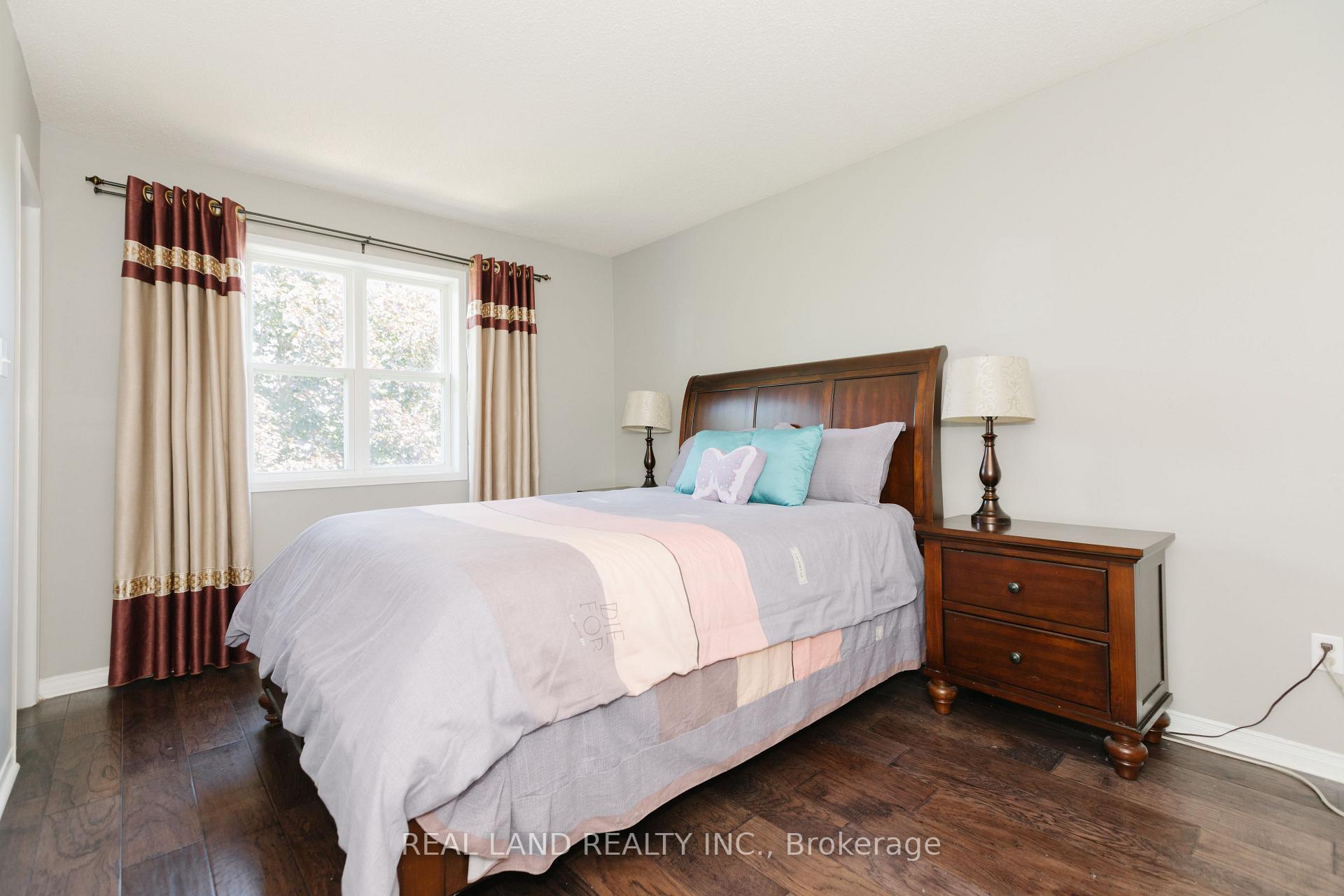 Photo 15 of 697 Limpert Terrace, Newmarket, Gorham-College Manor — HOMEH