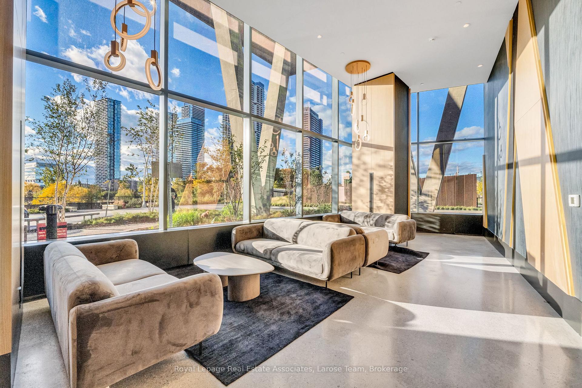 Photo 26 of Unit 3707, 2920 Highway 7 Road, Vaughan, Concord — HOMEH