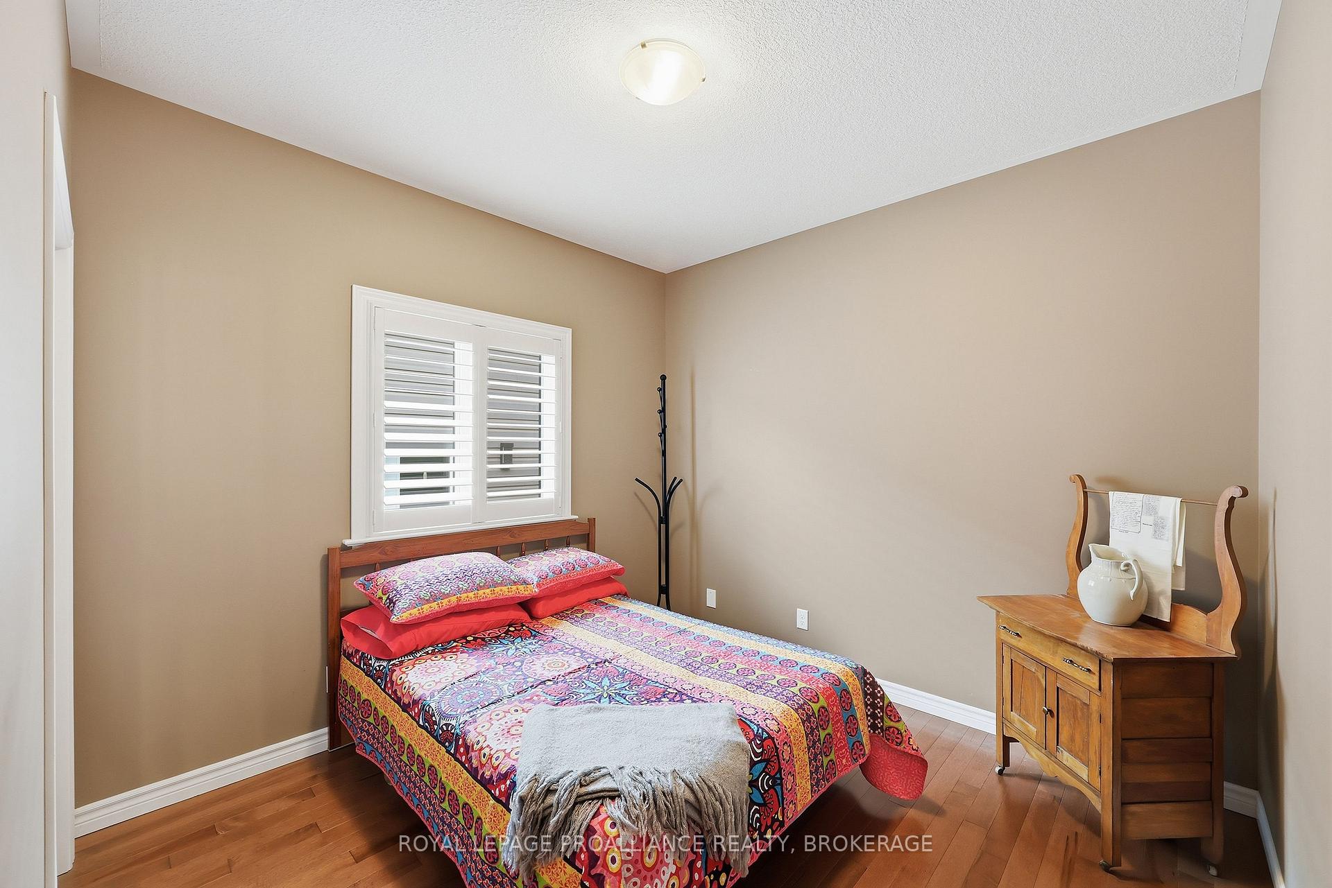 Photo 33 of 1224 Carfa Crescent, Kingston, City Northwest — HOMEH