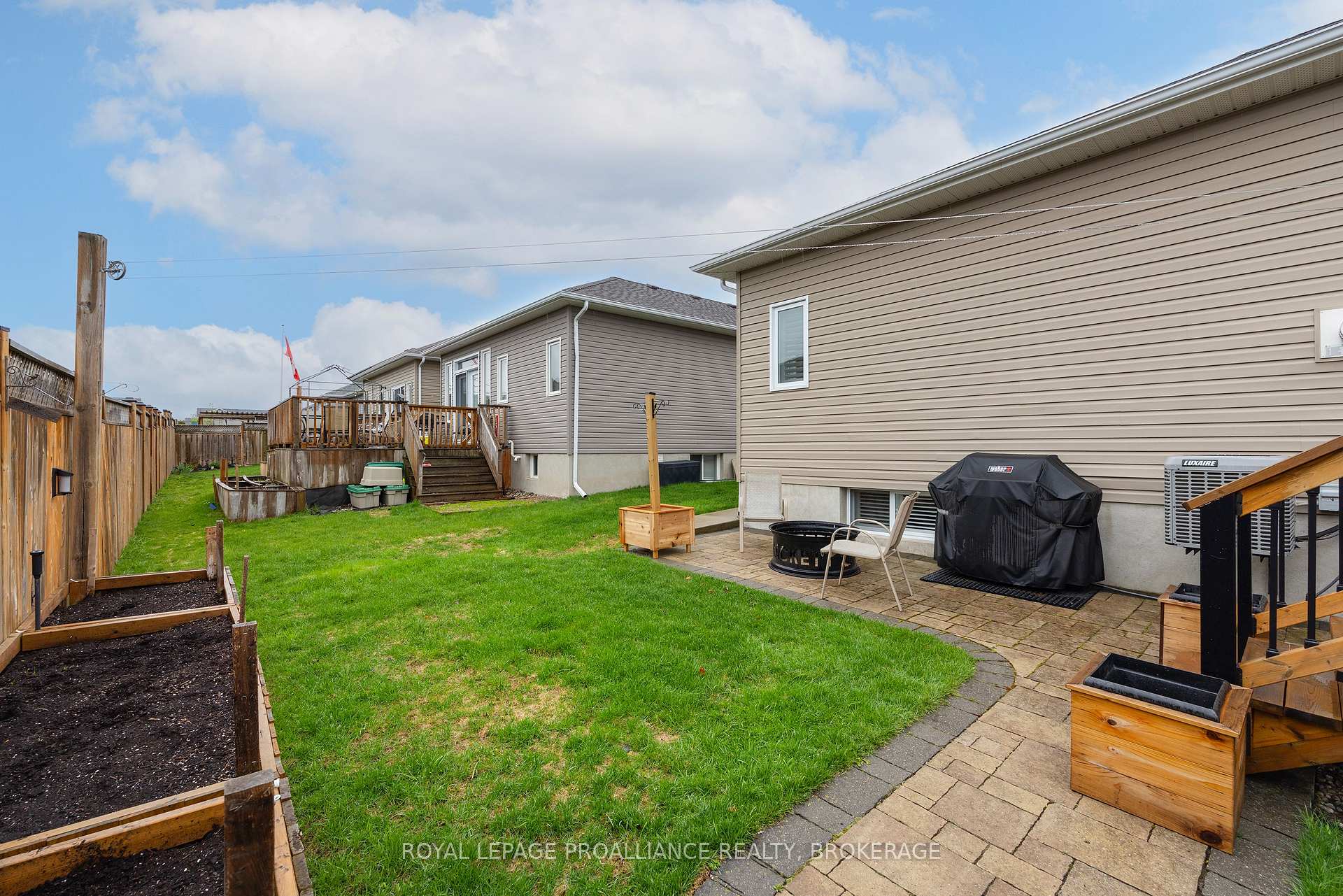 Photo 8 of 1224 Carfa Crescent, Kingston, City Northwest — HOMEH