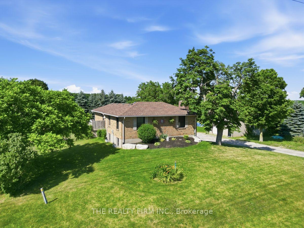 Photo 2 of 808 Elginfield Road, North Middlesex, Rural North Middlesex — HOMEH