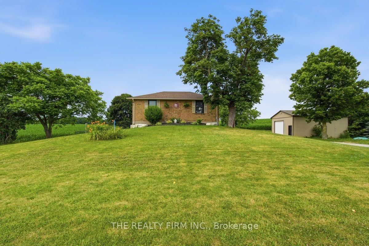 Photo 5 of 808 Elginfield Road, North Middlesex, Rural North Middlesex — HOMEH