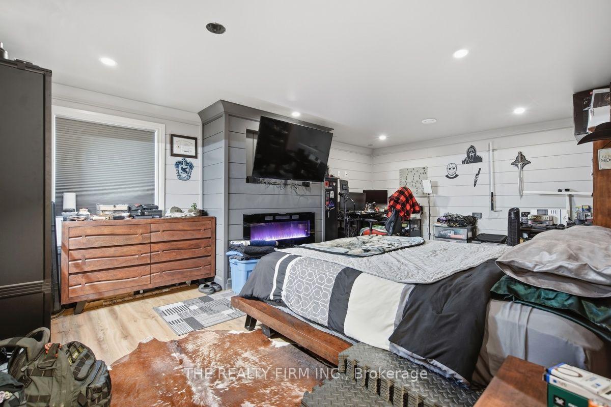 Photo 15 of 808 Elginfield Road, North Middlesex, Rural North Middlesex — HOMEH