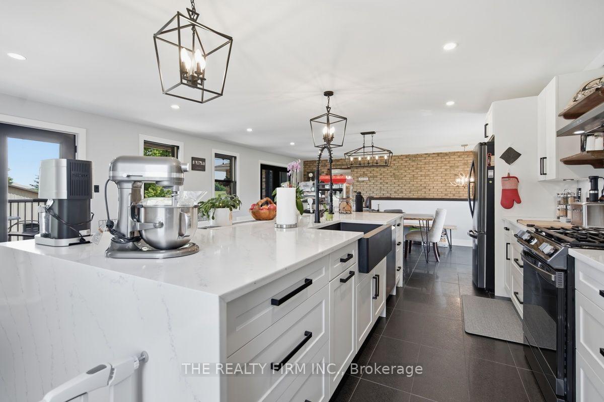 Photo 30 of 808 Elginfield Road, North Middlesex, Rural North Middlesex — HOMEH