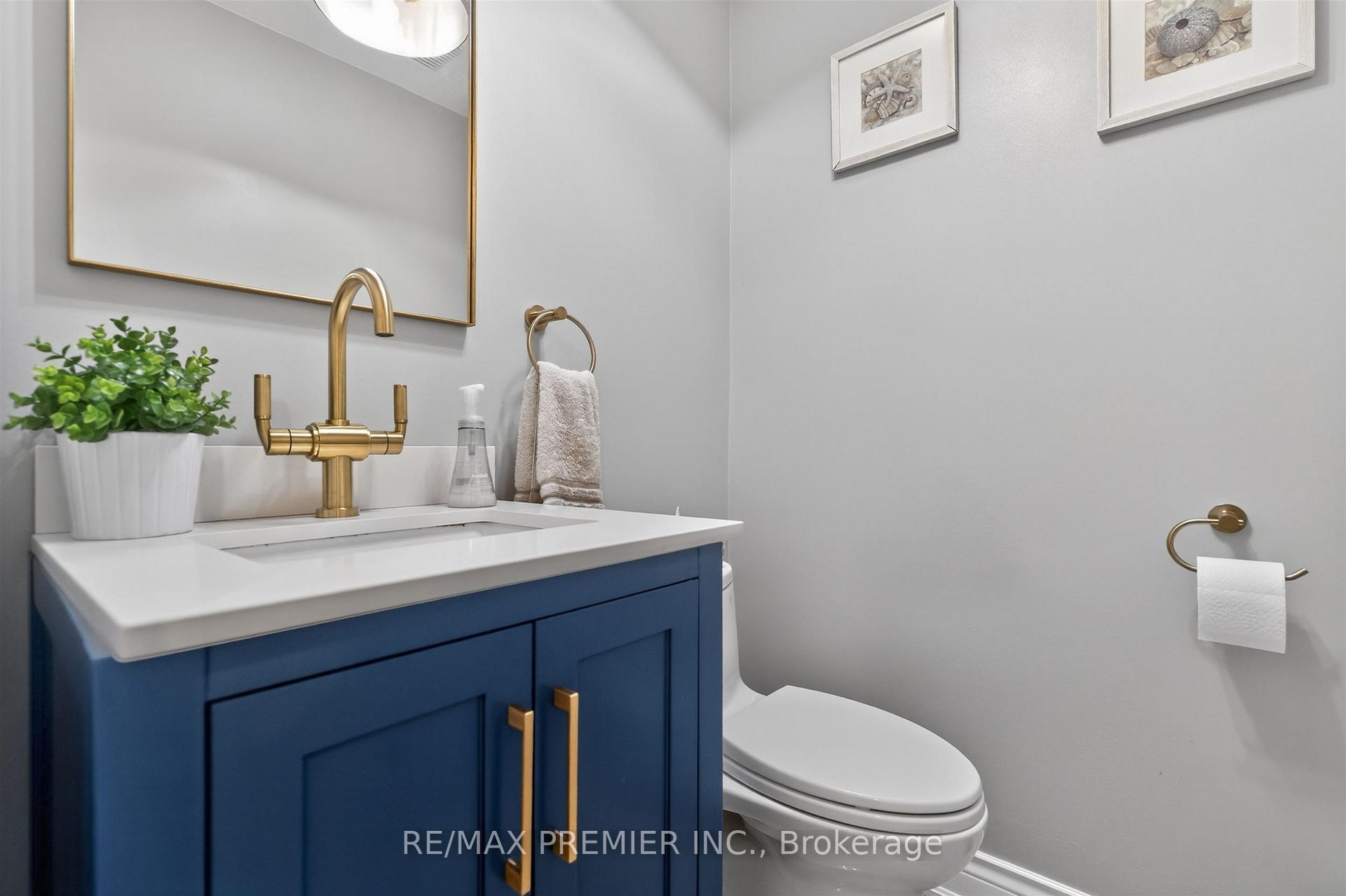 Photo 16 of 298 Castlehill Road, Vaughan, Maple — HOMEH
