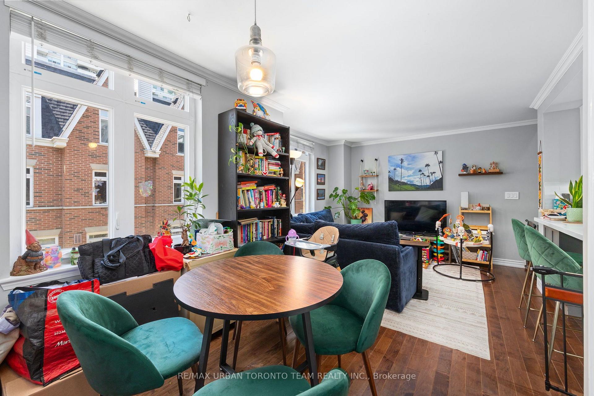 Photo 1 of Unit 21, 85 Lillian Street, Toronto, Mount Pleasant West — HOMEH
