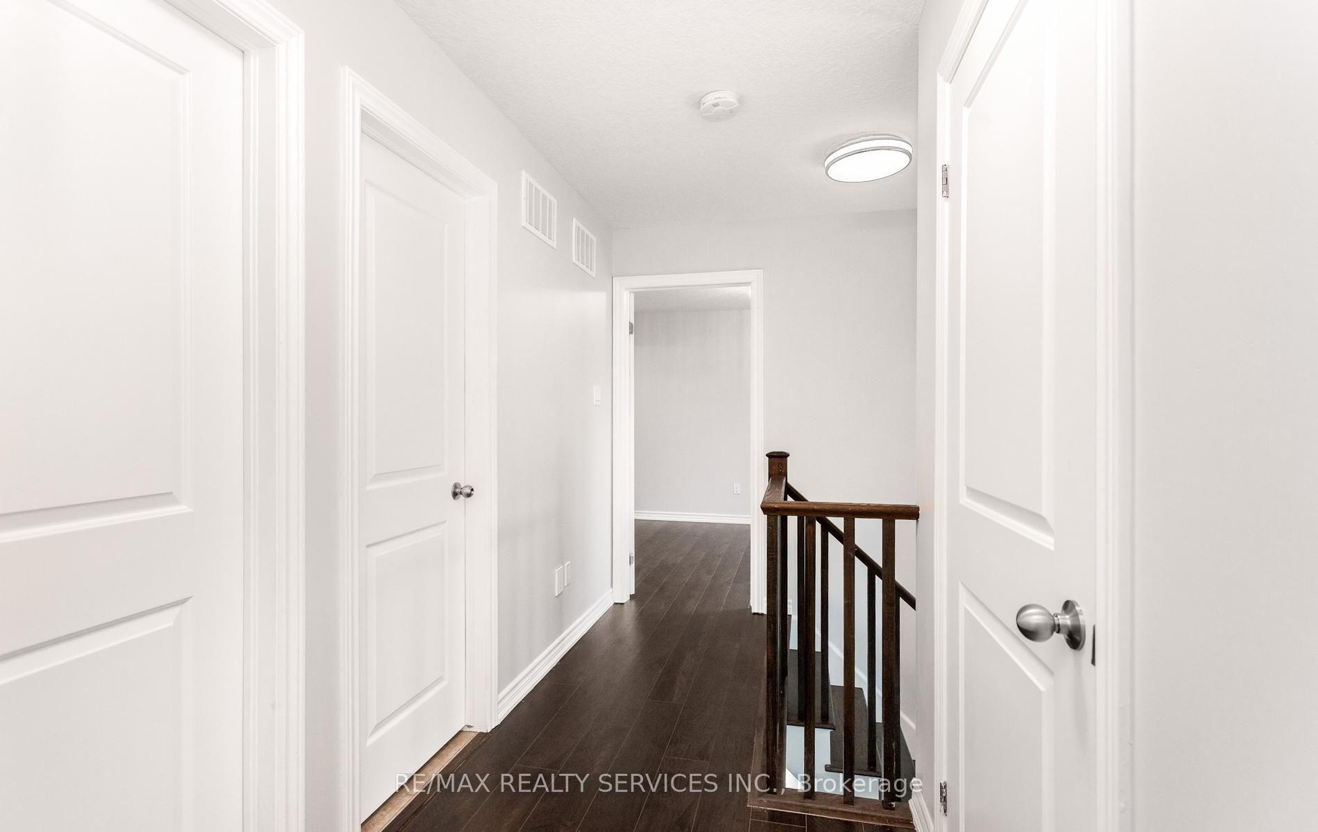 Photo 28 of 21 Dorchester Terrace, Hamilton, Stoney Creek Mountain — HOMEH