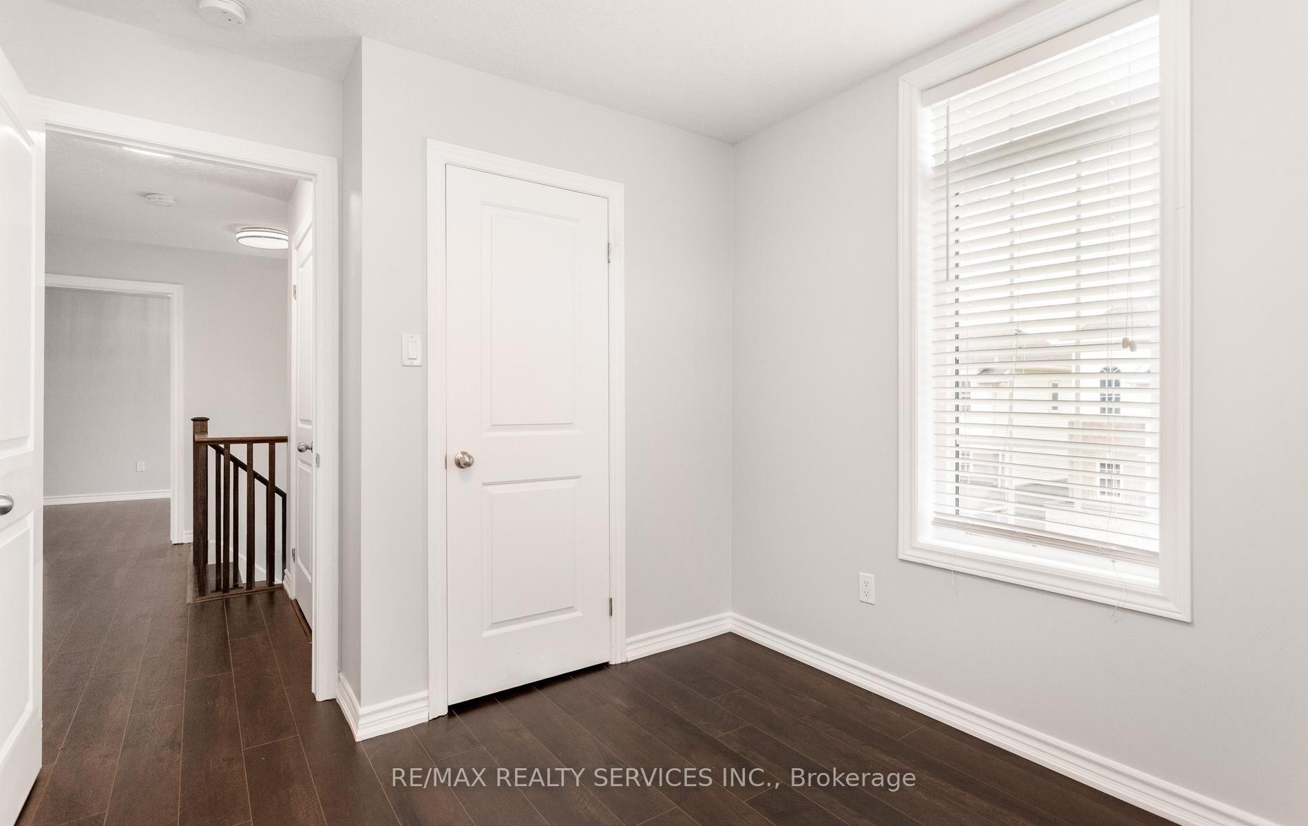 Photo 39 of 21 Dorchester Terrace, Hamilton, Stoney Creek Mountain — HOMEH